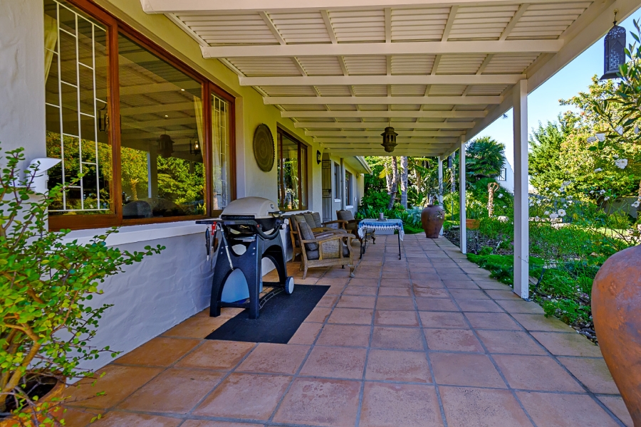 5 Bedroom Property for Sale in Constantia Western Cape
